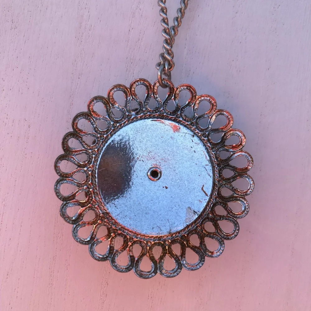 Faux Turquoise on Silvertone Metal southwest style setting and chain 25”